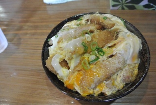 ラストかつ丼を食す