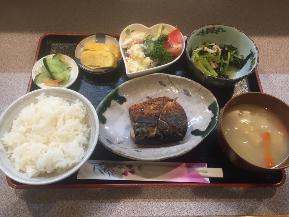 居酒屋おかだ「大石一！灘区一！いや神戸一なお母さんのご飯屋さん」