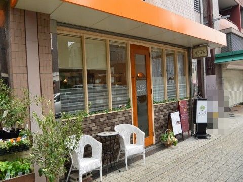 花つぼみ※閉店「水にこだわったカフェ！雑貨もあるよ」