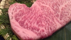 とろけるお肉